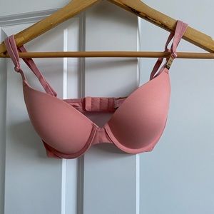 Victoria Secret underwire bra light pink size 32 C